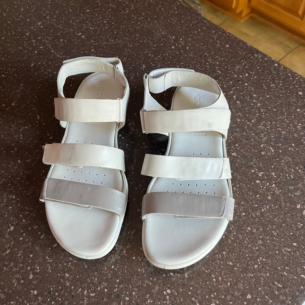 ECCO Leather Sandals Flash Strappy Comfort Leather ShoesWomens White Size 9 - Picture 2 of 11